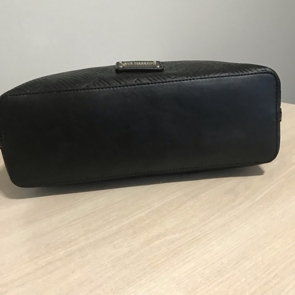 LOVE MOSCHINO tote🌹 - Picture 6 of 8